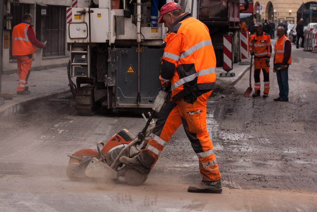 La contaminación acústica: un gran problema que afecta a nuestra sociedad 1 En Formulaciones tenemos soluciones para el aislamiento de la contaminación acústica